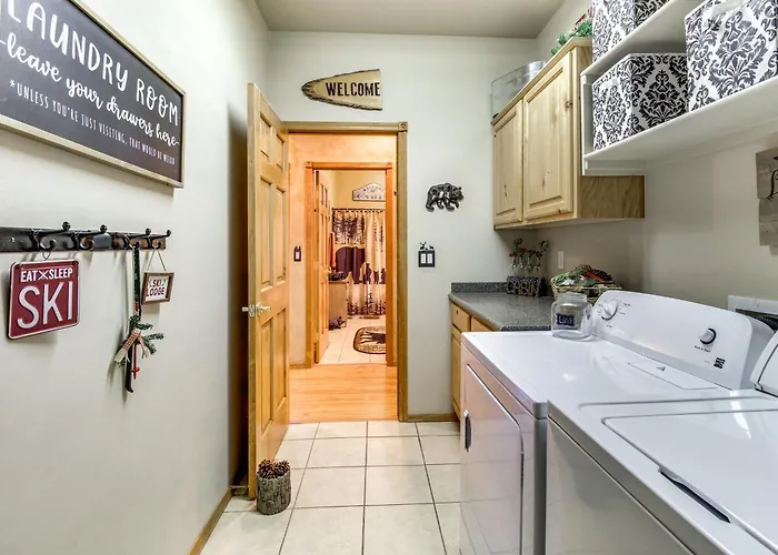 Outdoor Oasis: Family-friendly In Show Low! *
